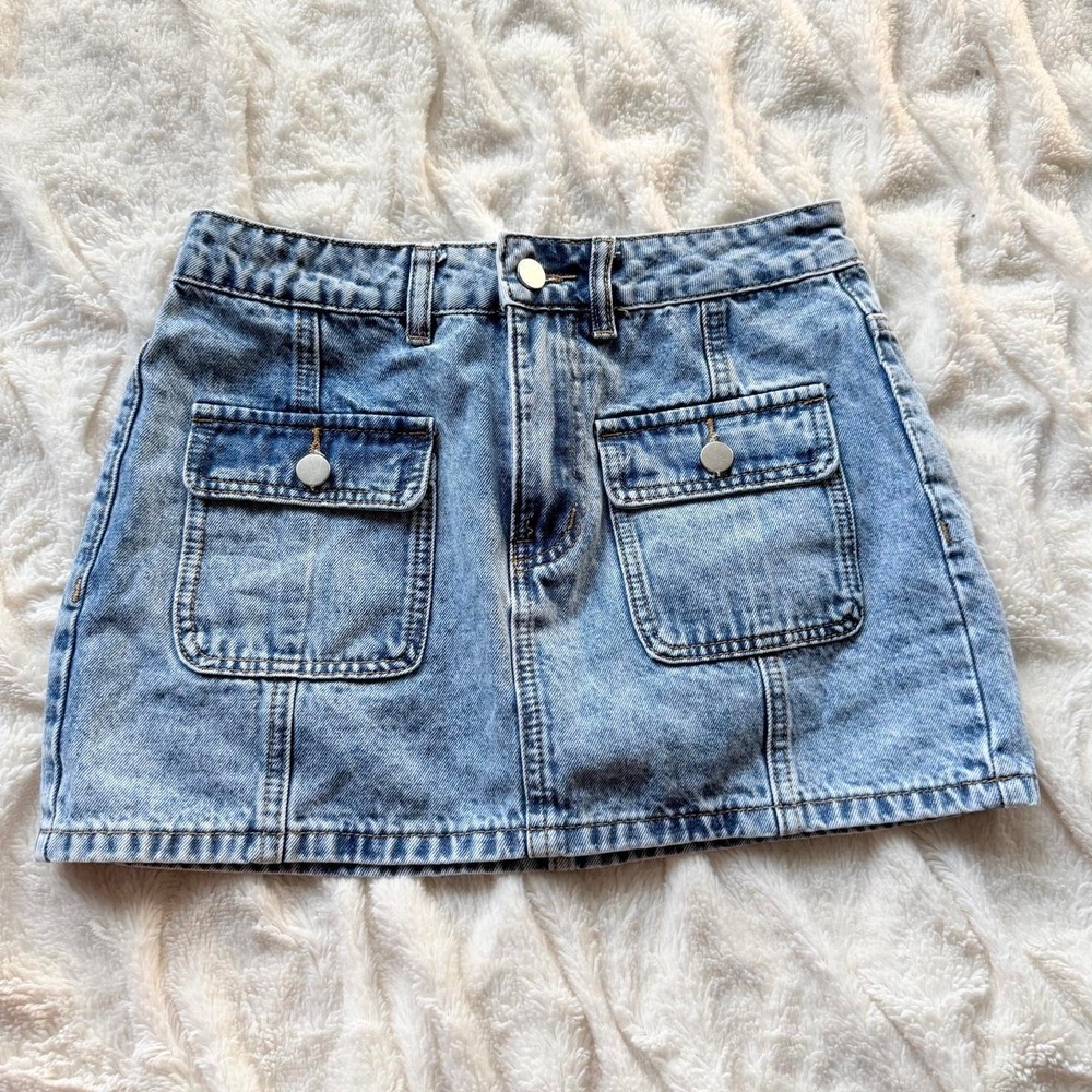 Bailey Rose Women's Small Light Wash Denim Micro Mini Skirt Utility Pocket Y2K